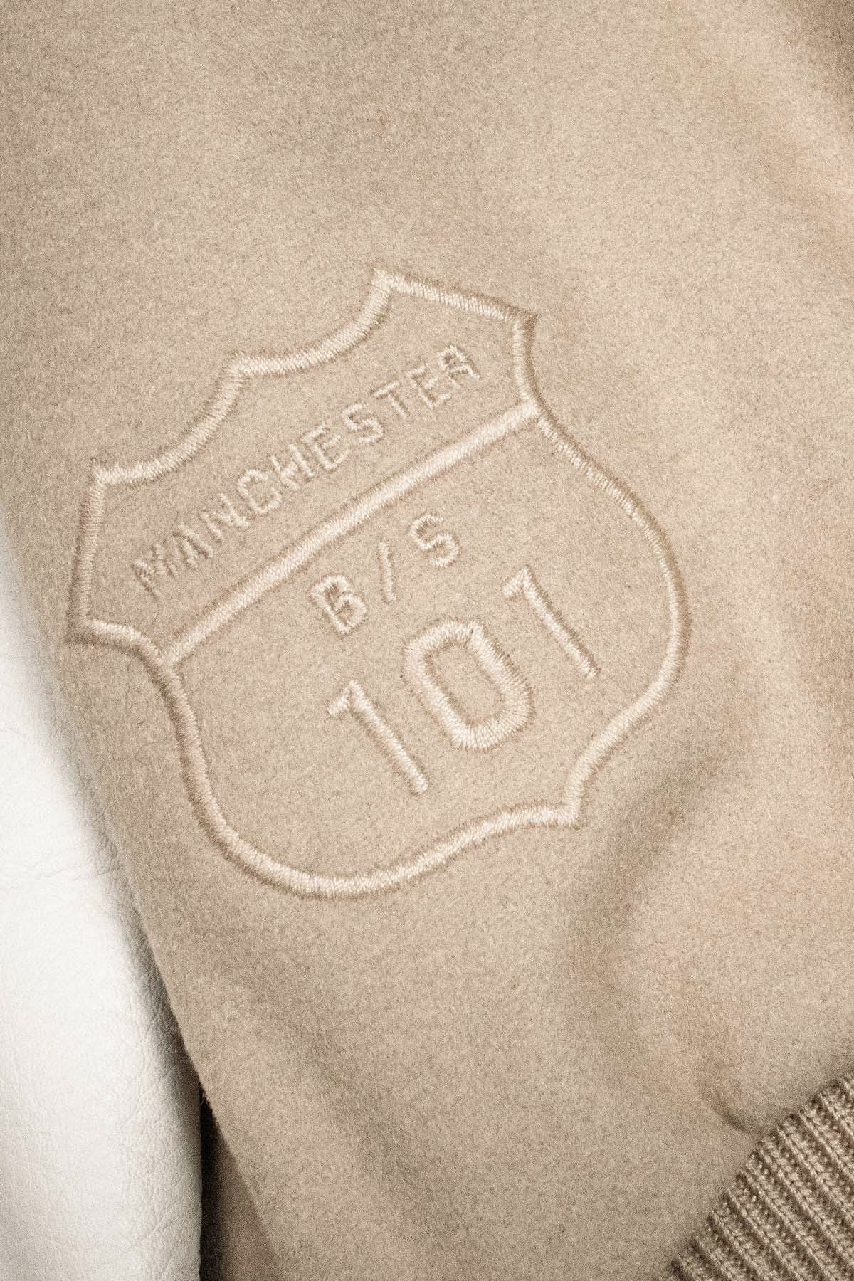 Varsity Ecru (Woman)