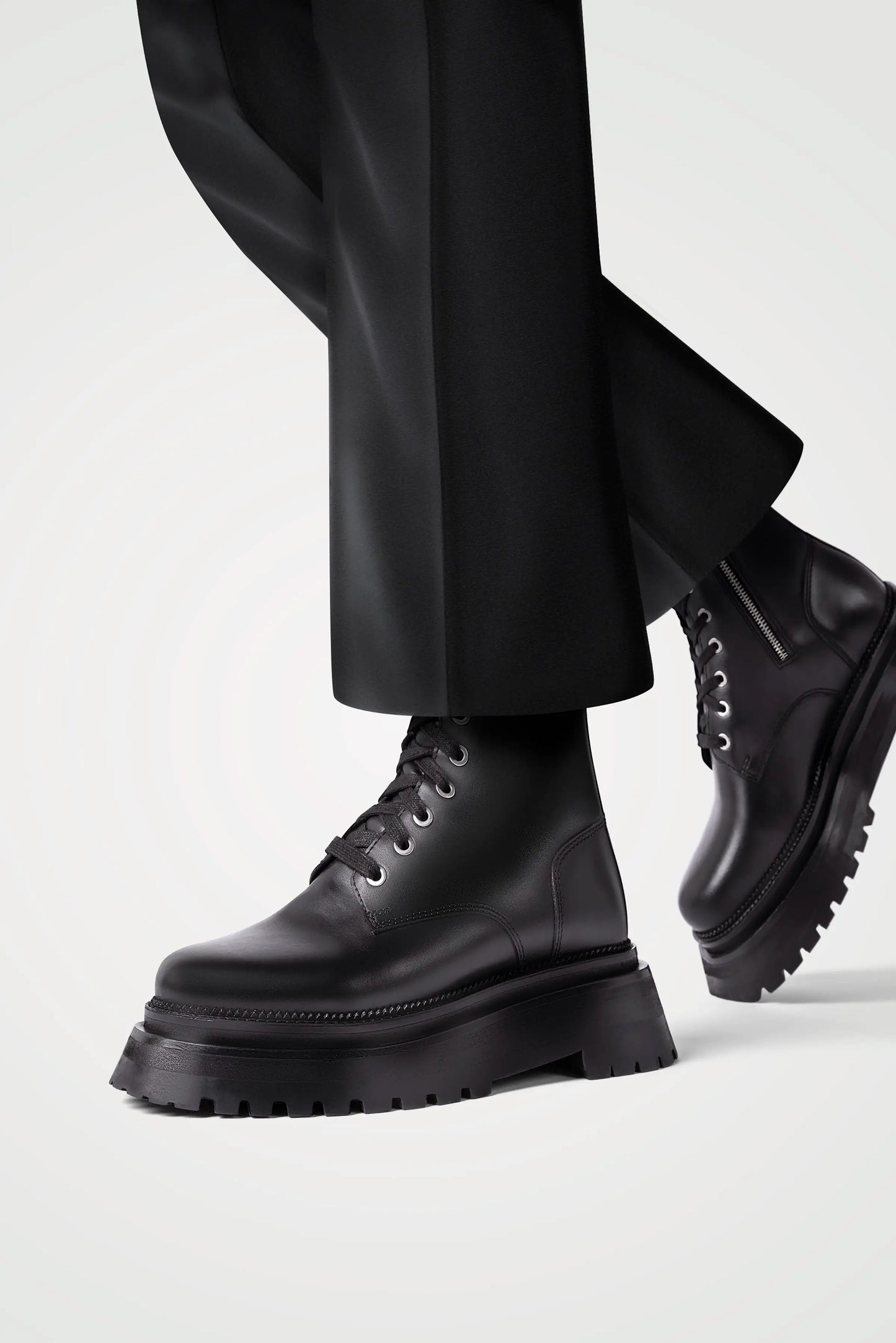 Rogue Boots: Faded Leopard