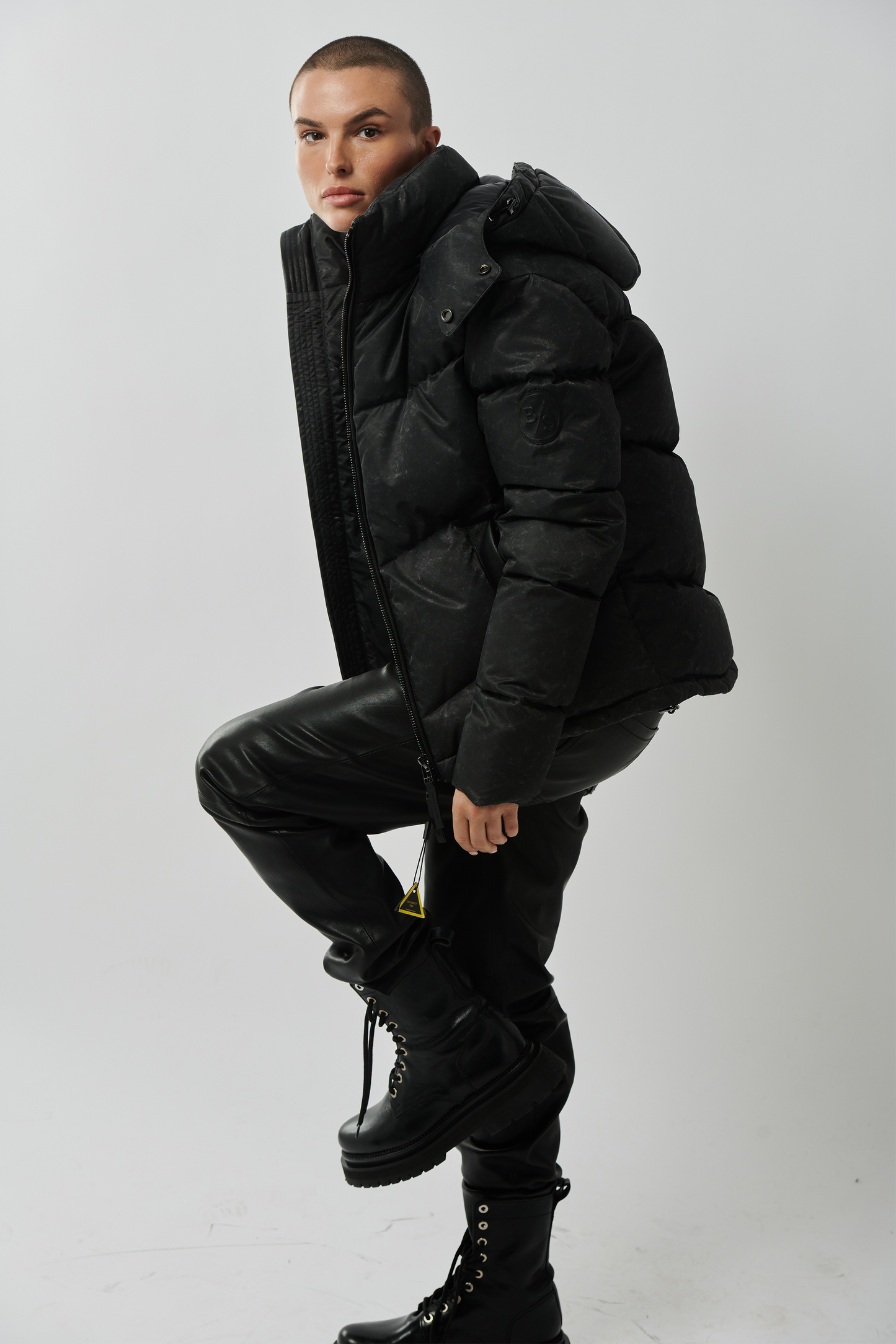 NYLON DOWN PUFFER (WOMAN)