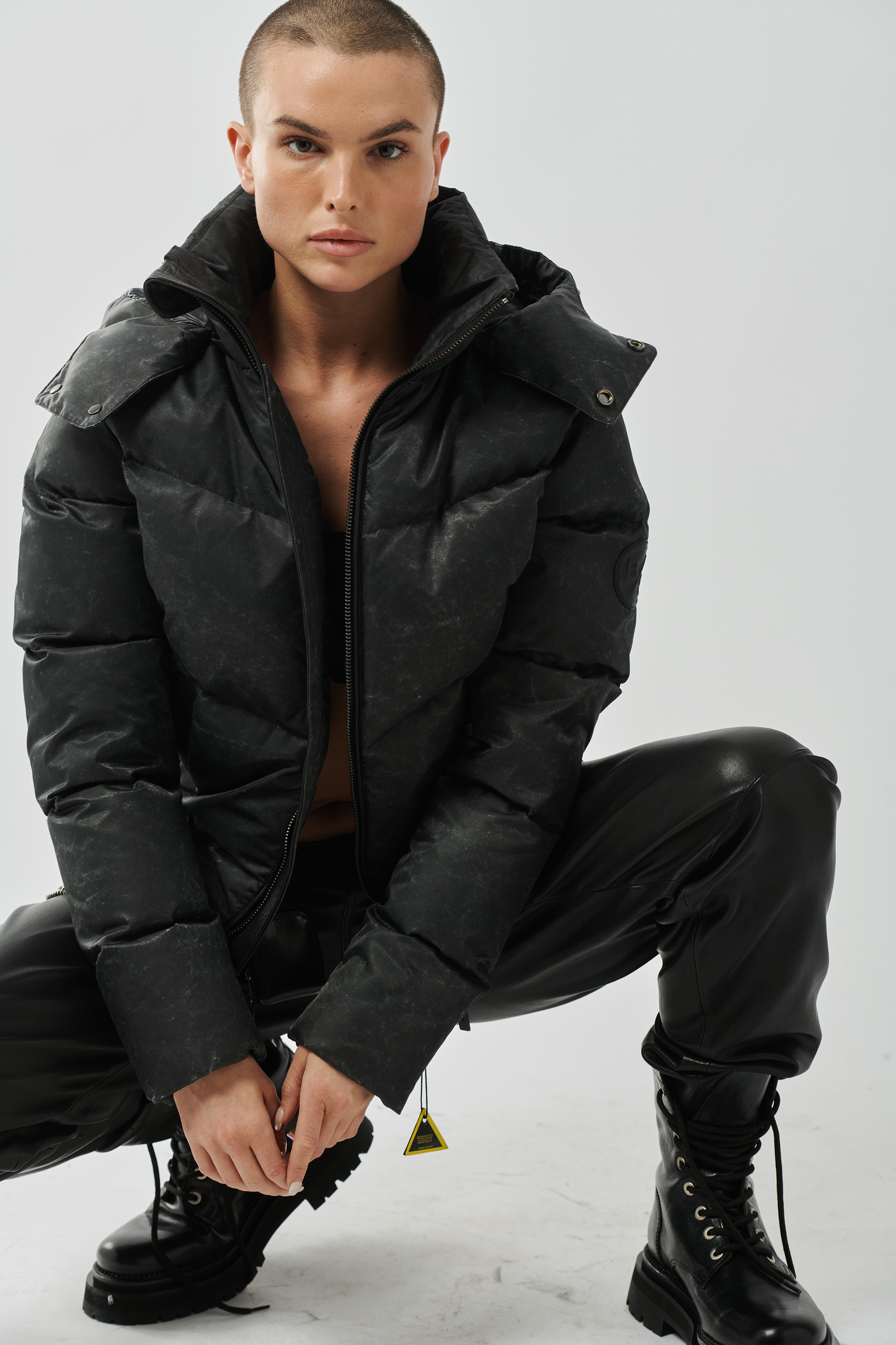 NYLON DOWN PUFFER (WOMAN)