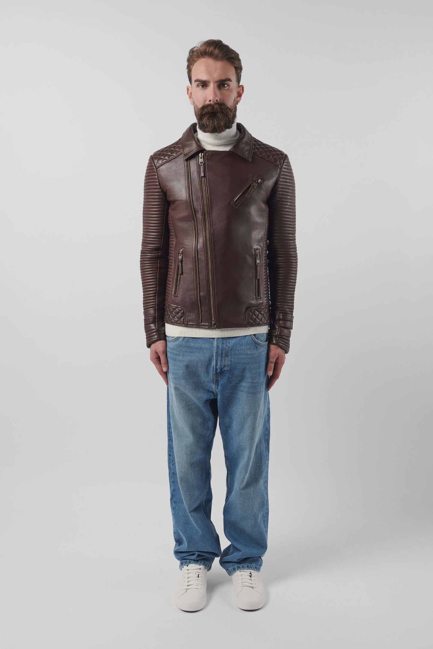 THE ALEXANDER 3.0 ANTIQUE BROWN TALL (MAN)