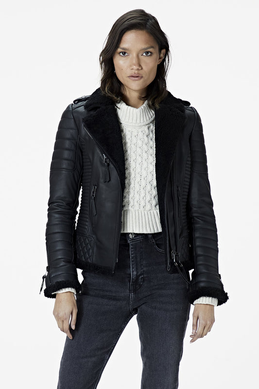 Kay Michaels: Shearling (Woman)