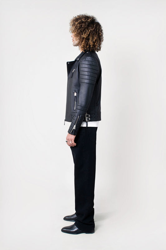 Kay Michaels: Aspen Tall (Man)