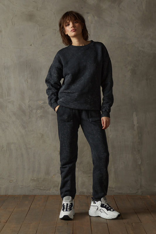 530 Washed Black Sweatshirt (Woman)