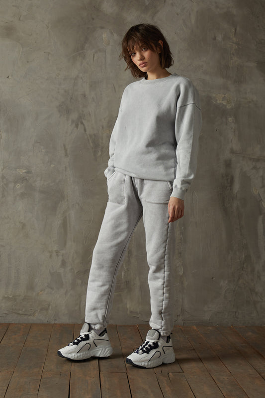 530 Washed Stone Grey Sweatshirt (Woman)