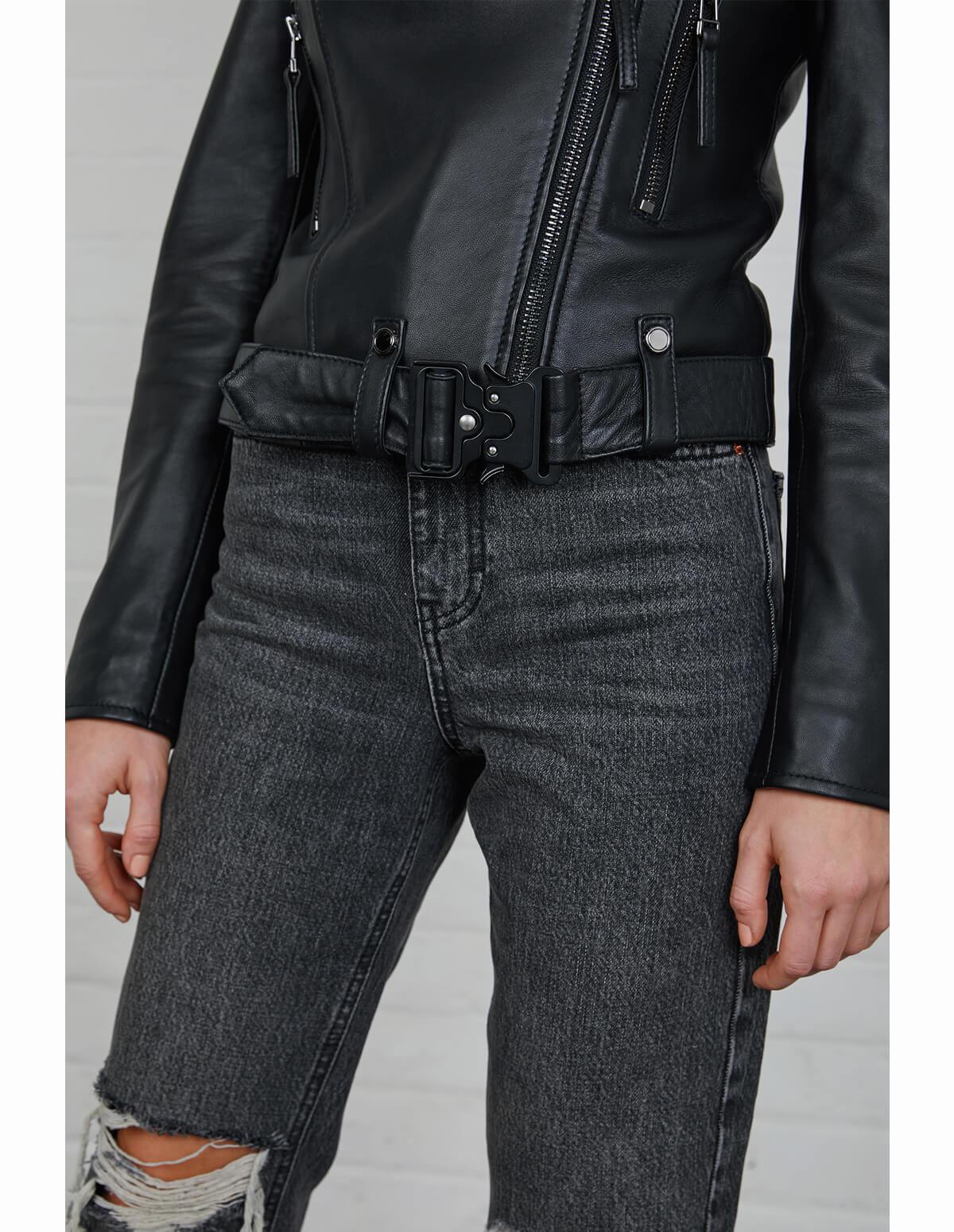 Premium Classic Biker: Winter