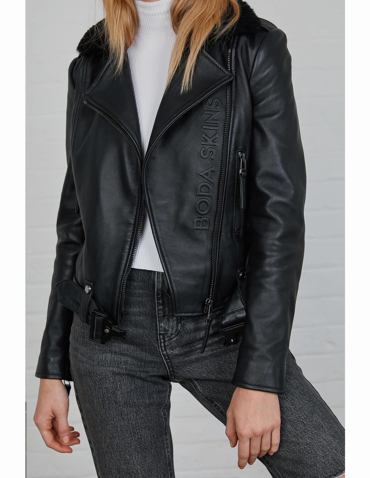 Premium Classic Biker: Winter