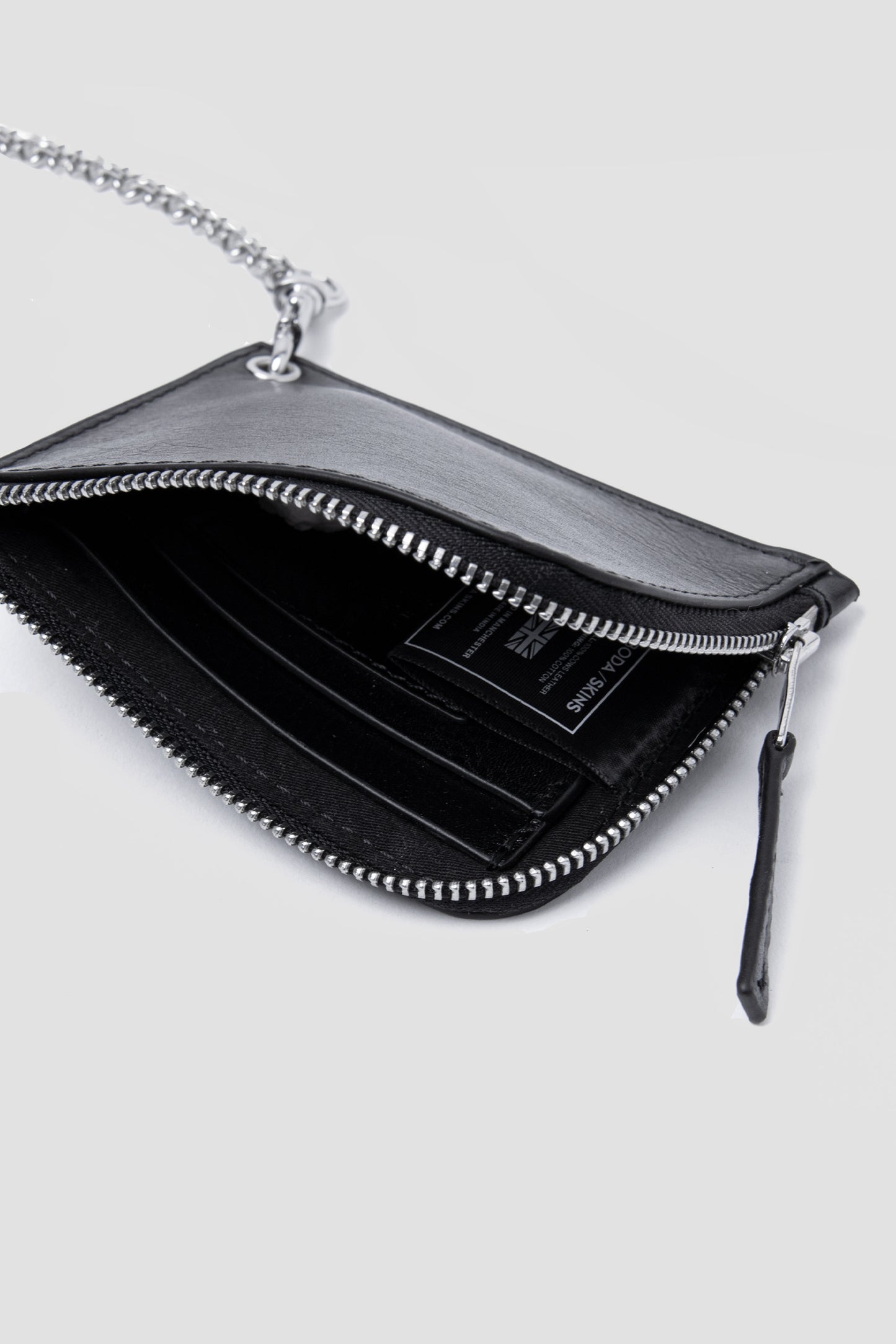 MODULAR WALLET WITH CHAIN: BITE ME